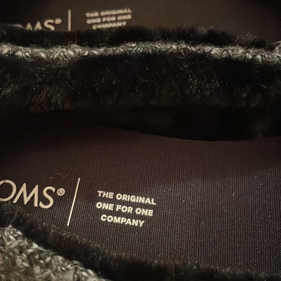 Ladies Size 10 Toms - Picture 2 of 4